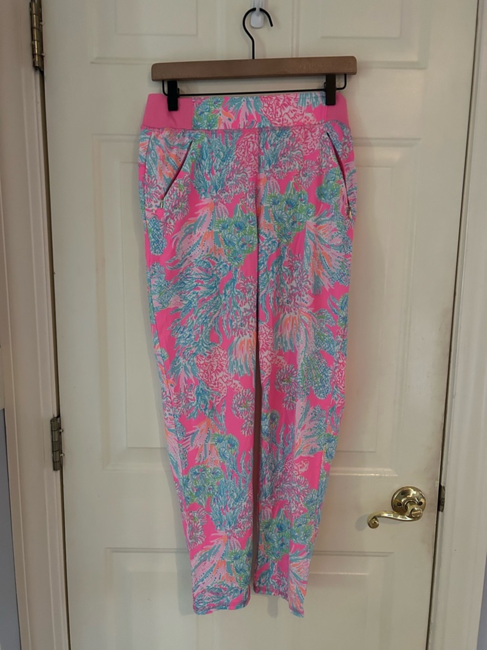 Lilly Pulitzer Luxletic Run Around Pants Size S EUC